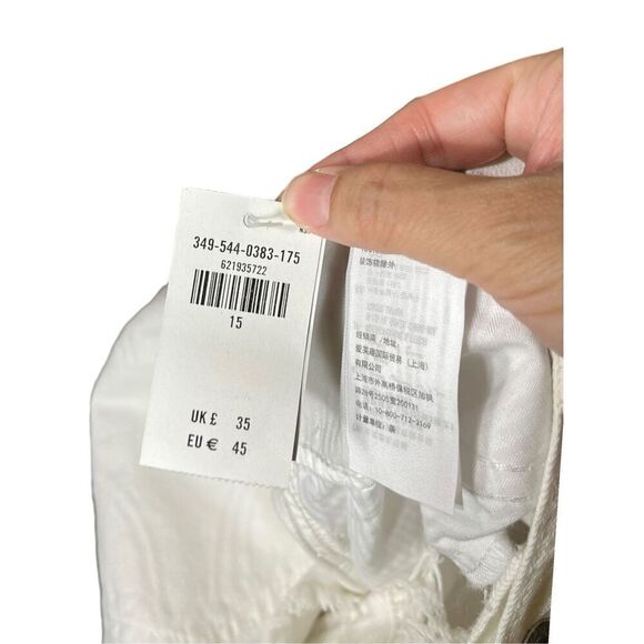Hollister High Rise Distressed Raw Frayed Hem White Short Short Size 32 NWT - Picture 10 of 11